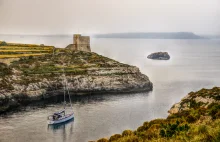 Zatoka Mġarr ix-Xini na Malcie. - Journey Is Freedom