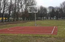 Park Kasprowicza: bardzo nietypowe mini-boisko do koszykówki