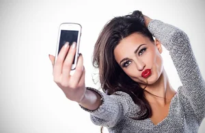 Psychiatrzy uznali robienie selfie za zaburzenie psychiczne