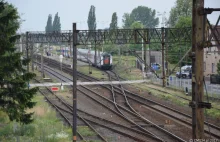Wstrzymany ruch pociągów na linii Poznań - Bydgoszcz, Toruń po alarmie bombowym.