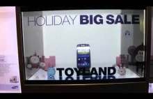 Prezentacja przeźroczystego ekranu stworzonego przez firmę Samsung.