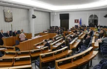 Senat: Komisja za ustawami o KRS i SN bez poprawek. Mimo braku kworum!
