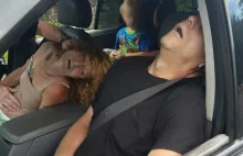 Rodzice po narkotykach prowadzili samochód z małym dzieckiem [DRASTYCZNE FOTO]
