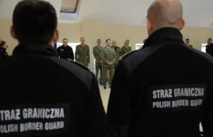 Francja: terrorysta zginął w czasie ataku na komisariat w Paryżu.