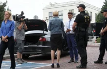 Policja zajęła się sprawą wwiezienia osób w bagażniku na teren Sejmu