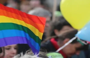 48% Polaków uznaje homoseksualizm za coś moralnie złego