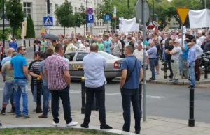 Protest taksówkarzy w centrum - Mokotów, Śródmieście, Żoliborz