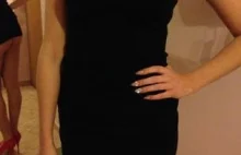 Wyjątkowo apetyczna czarna sukienka :)