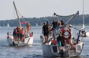 "Prawy foka szot luz". Żeglarstwo - sport, który kształtuje charakter