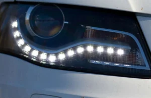 Klątwa LED-ów. Coraz więcej samochodów niewidzialnych w deszczu