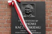 Apel smoleński na rocznicy Powstania Warszawskiego? Rada muzeum protestuje