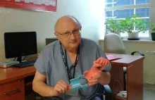 Uczniowie Technikum w Dobczycach stworzyli sztuczną rękę przy pomocy drukarki 3D