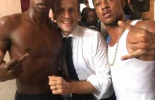 Prezydent Francji w towarzystwie dwóch Murzynów