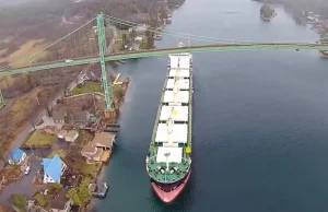 Polski statek uwolniony. Kanadyjczyk nagrał go z drona