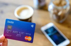 Revolut debiutuje w Polsce - co to jest i dlaczego warto zachować ostrożność?