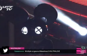 Deadmau5 na UMF, czyli robienie sobie jaj z widowni i wykonawców.