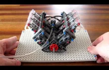Silnik V6 zbudowany z klocków LEGO