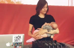 Rozmawiamy z DJ-ką, która karmiła piersią podczas imprezy [WYWIAD/WIDEO]