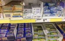 Masło na świecie mocno staniało, a w polskich sklepach tego nie widać