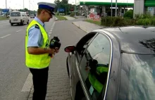 Komorowski podpisał nowelizację Kodeksu karnego. 50km/h więcej i prawko papa..