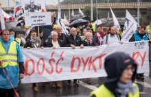 "Dość dyktatury!" - marsz KOD w Gdańsku