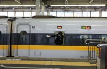 Dlaczego pracownicy kolei w Japonii, ciągle pokazują na coś palcem?