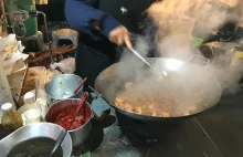 Klasyczny Pad Thai prosto z tajskiej ulicy