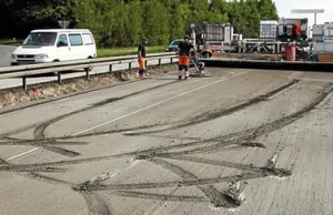 Kobieta wjechała w świeży beton na autostradzie. Narobiła szkód na 200 tys. euro