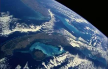 Satelita zrobił nowe zdjęcie Ziemi w nocy. Zobacz na nim Polskę -...