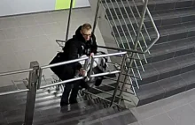 Gdańsk: Ukradł suszarkę do rąk z centrum handlowego. Policja szuka złodzieja