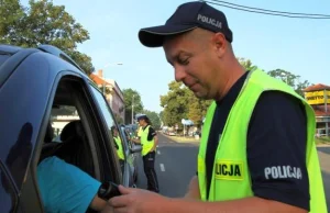 Policja łamie prawo rutynowo sprawdzając trzeźwość kierowsców?