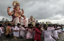 11 wyznawców hinduizmu utonęło w Indiach podczas obrzędów religijnych