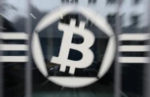 Bitcoin spadnie do zera - twierdzi amerykański ekonomista