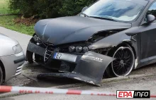 Alfa po tuningu w akcji. Policjanci oddali 6 strzałów