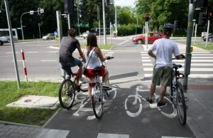 Białystok: Ul. Branickiego: Dostał dwa mandaty po 50 zł