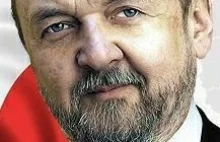 Prof. Legutko: Szkoły tworzą źle wychowanych głupków