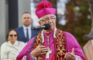 "Biskup może bezkarnie nadużywać władzy,która w Kościele ma charakter uznaniowy"