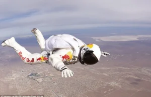 Felix Baumgartner chce skoczyć z 37 km
