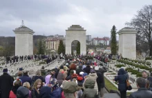 Trzech studentów uczelni Rydzyka zatrzymanych we Lwowie. Grozi im do 5 lat.