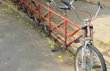 Historia jak u Barei. Policjant pożyczonym rowerem ścigał przestępcę