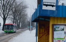 Kierowca wyrzucił 10-latka z autobusu bo miał za dużo śniegu na ubraniu...