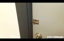Zabezpieczenie drzwi przed włamaniem :)