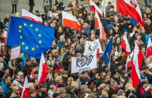 Nie chodzi o Konstytucję i Trybunał. Chodzi o pucz!