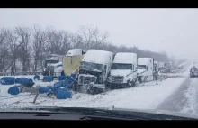 [video] USA: karambol podczas zamieci śnieżnej. 1 osoba nie żyje. Moment kolizji