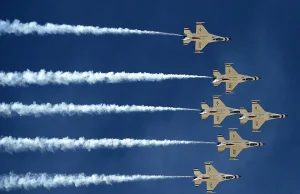 25 świetnych zdjęć przedstawiających flotę U.S. Air Force