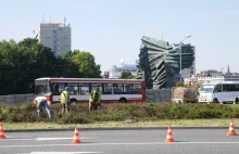 Trwa wycinanie zieleni przed defiladą wojskową w Katowicach.