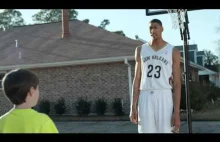 Nowa reklama Foot Lockera ze wschodzącą gwiazdą NBA Anthonym Davisem