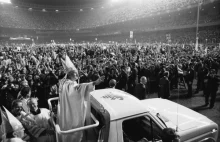 W jaki sposób Jan Paweł II obalił komunizm?