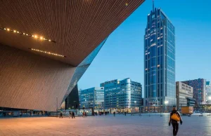 Holenderski pomysł na dworzec. O niesamowitym Rotterdam Centraal Station