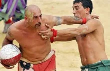 Calcio Storico Fiorentino, czyli o brutalnym pierwowzorze piłki nożnej